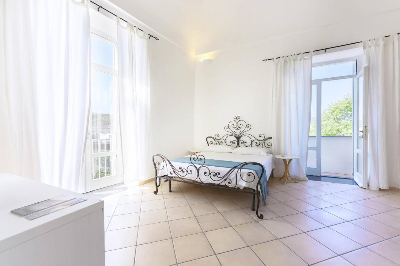 Palazzo Attila - Gioia Apartments Procida Exterior foto